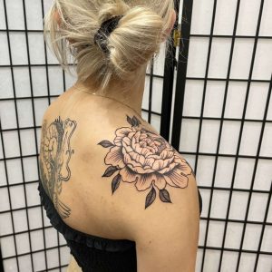 B-51-Minimal Tattoo Prague